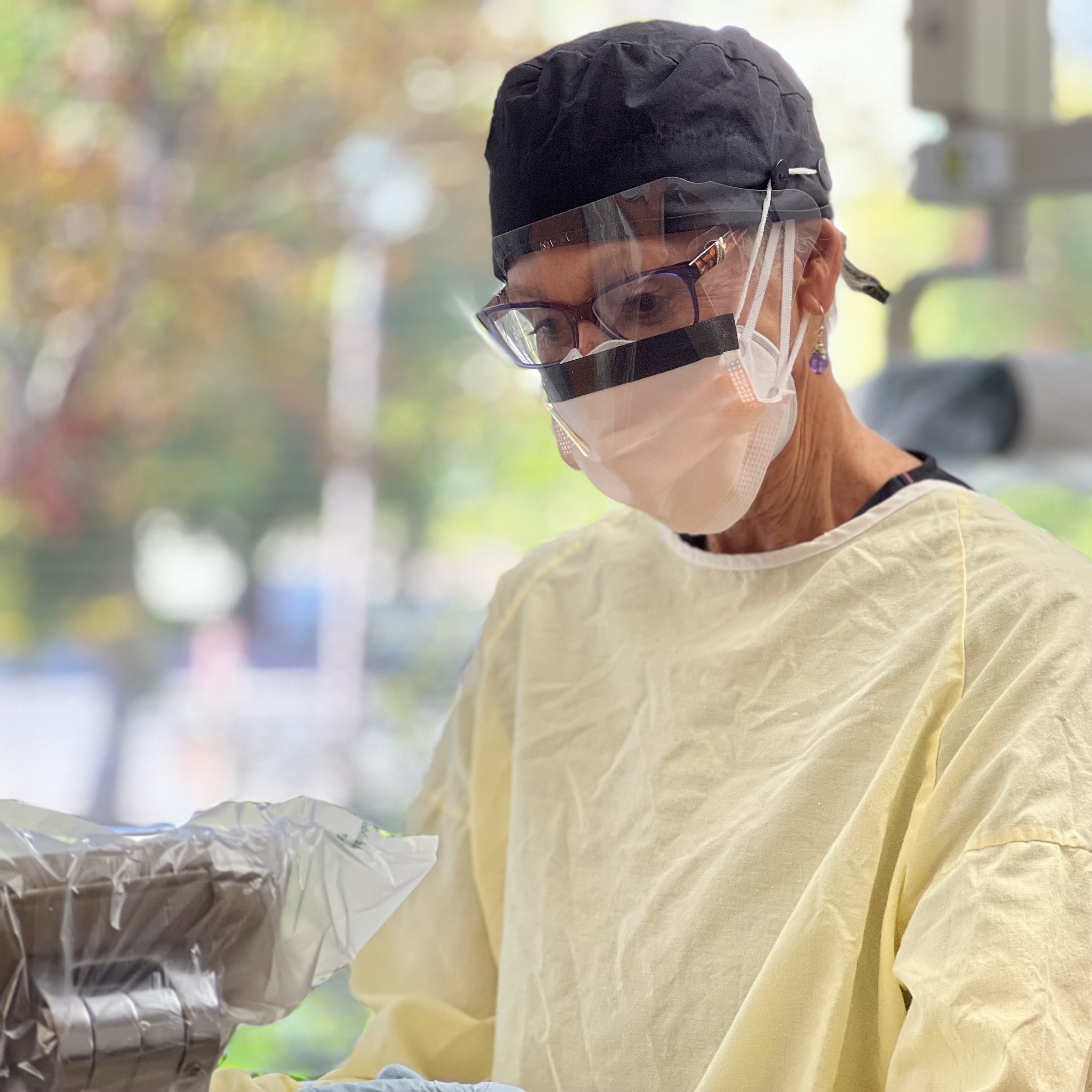 Hui Dental Office Photo: Doctor Working